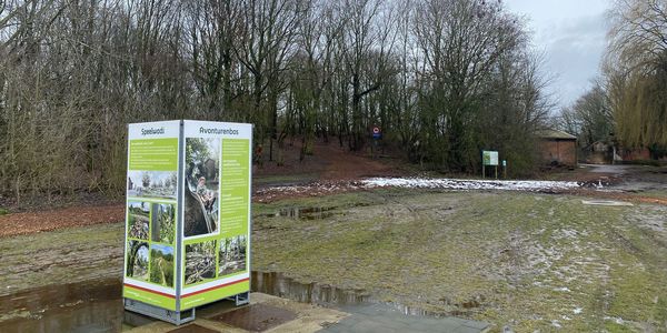 Infoborden in Fort 3